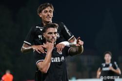 开云官网-湖南队将迎来河北队的挑战，谁能笑到最后？