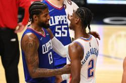 开云体育官网-快船客场击败步行者，乔治状态火热的简单介绍