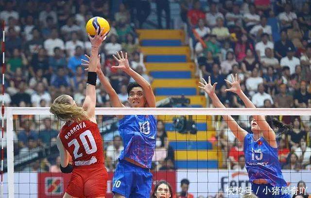 女子排球比赛中俄罗斯队力克对手夺魁 女子排球比赛中俄罗斯队力克对手夺魁