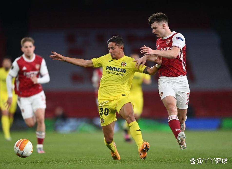 比利亚雷亚尔遭遇困境，迎难而上