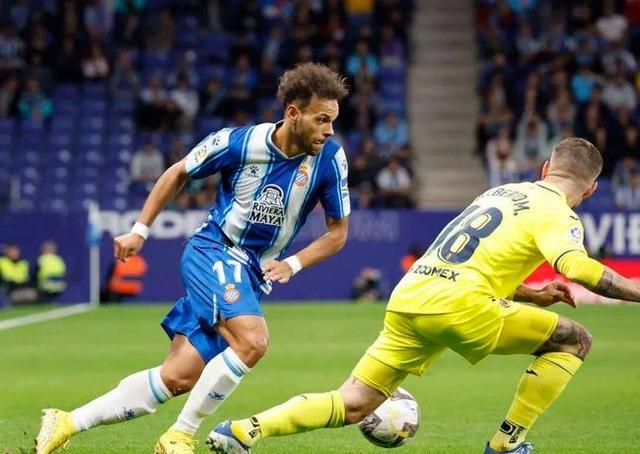 比利亚雷亚尔遭遇困境，迎难而上