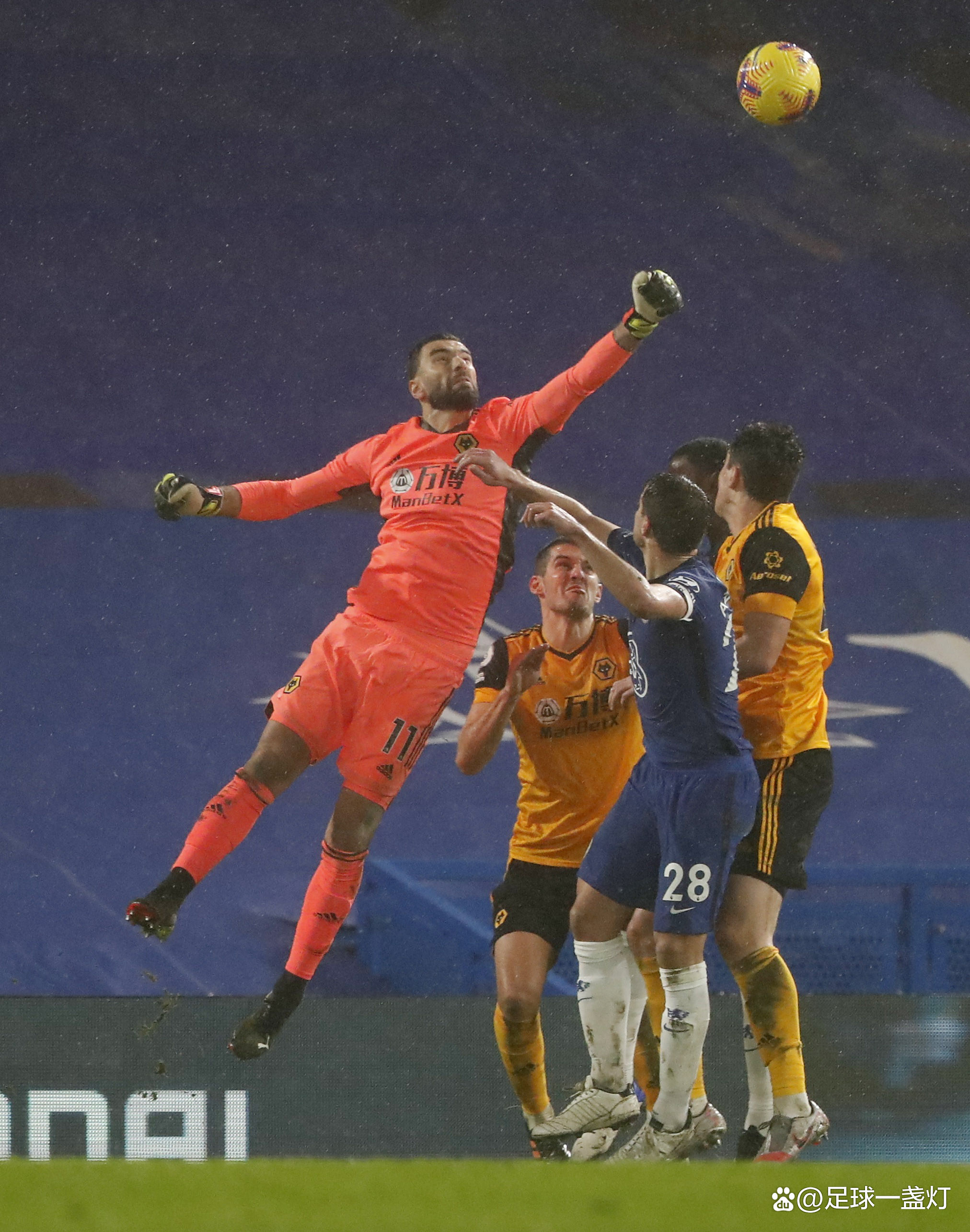 切尔西再登巅峰,蓝军保持不败战绩 切尔西再登巅峰,蓝军保持不败战绩