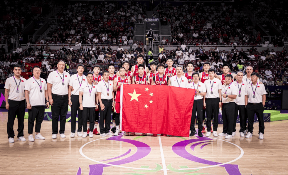 亚洲球员在全明星赛中大放异彩 亚洲球员在全明星赛中大放异彩