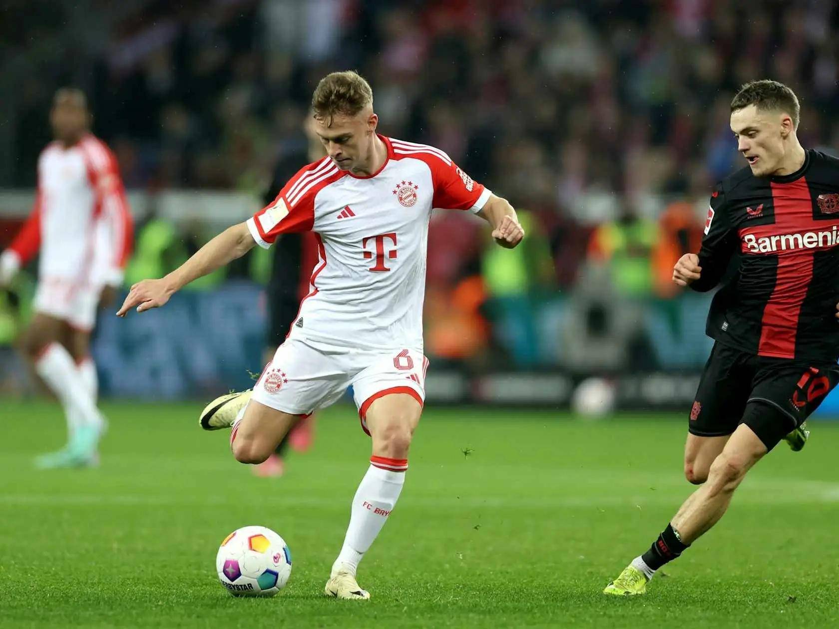 关于拜仁慕尼黑客场击败对手,稳固领先优势的信息 关于拜仁慕尼黑客场击败对手,稳固领先优势的信息