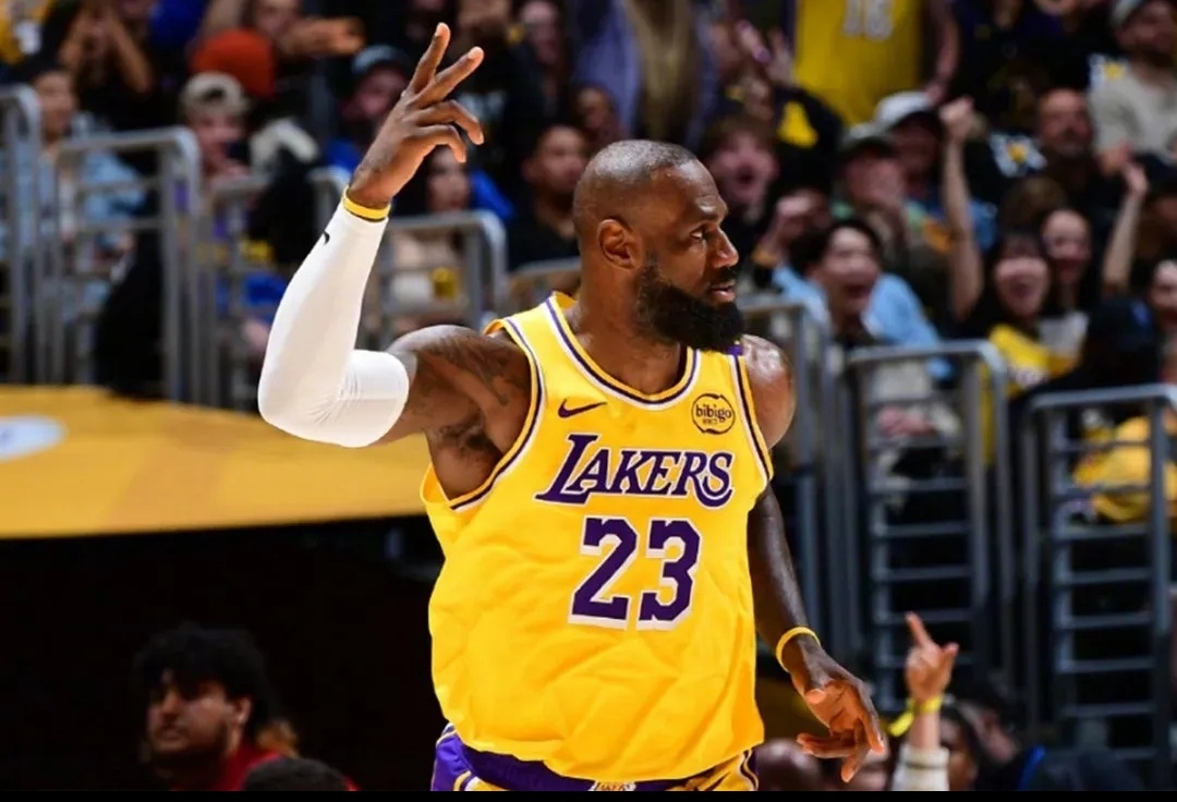 湖人主场力克公牛，取得两连胜