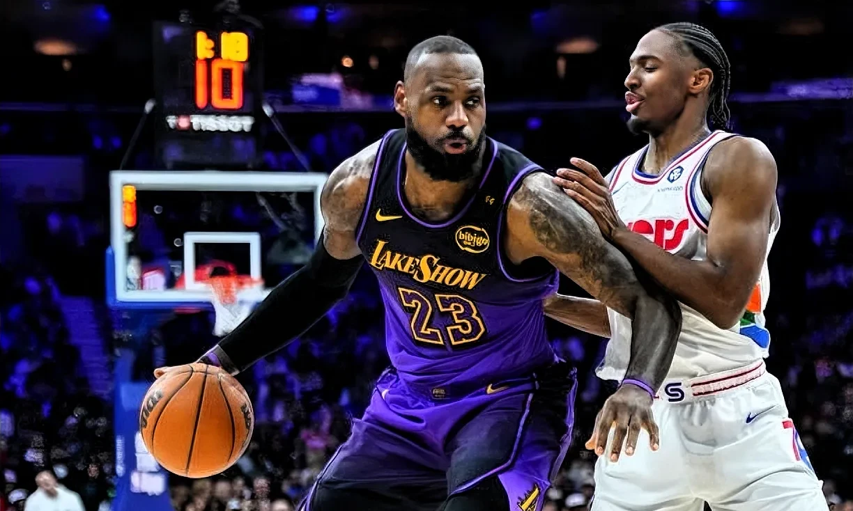 湖人不敌国王，詹姆斯砍下三双