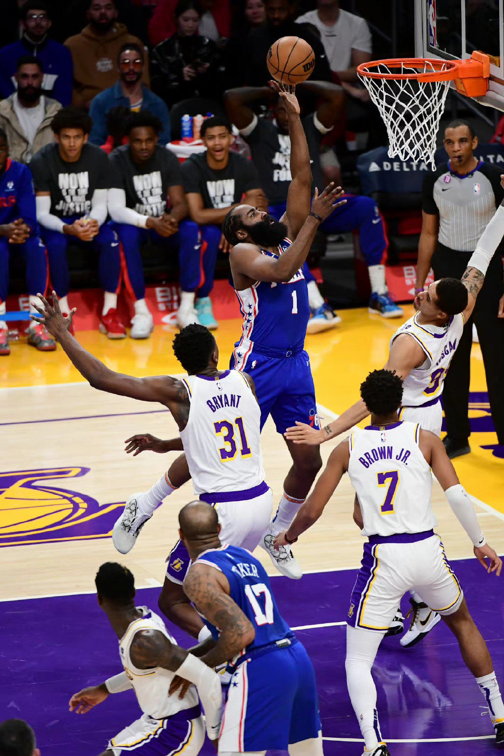 包含霍华德篮板传威少,76人击败活塞的词条 包含霍华德篮板传威少,76人击败活塞的词条