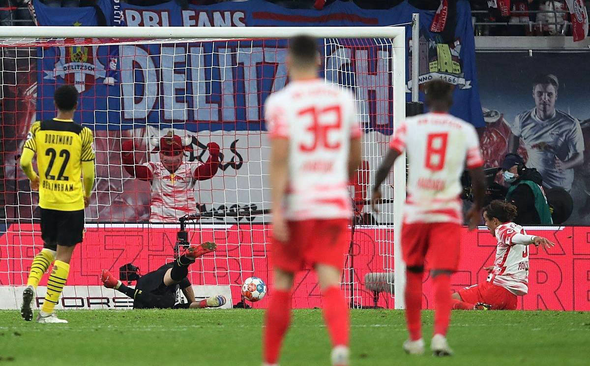 拜仁慕尼黑客场战胜RB莱比锡，德甲联赛豪取三分，领跑榜首位置的简单介绍