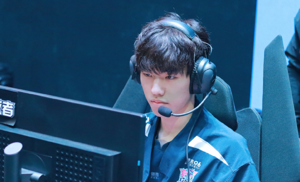 RNG绝杀MAD,Scout单局斩获MVP激烈交锋八强赛,成为赛场最大亮点 RNG绝杀MAD,Scout单局斩获MVP激烈交锋八强赛,成为赛场最大亮点